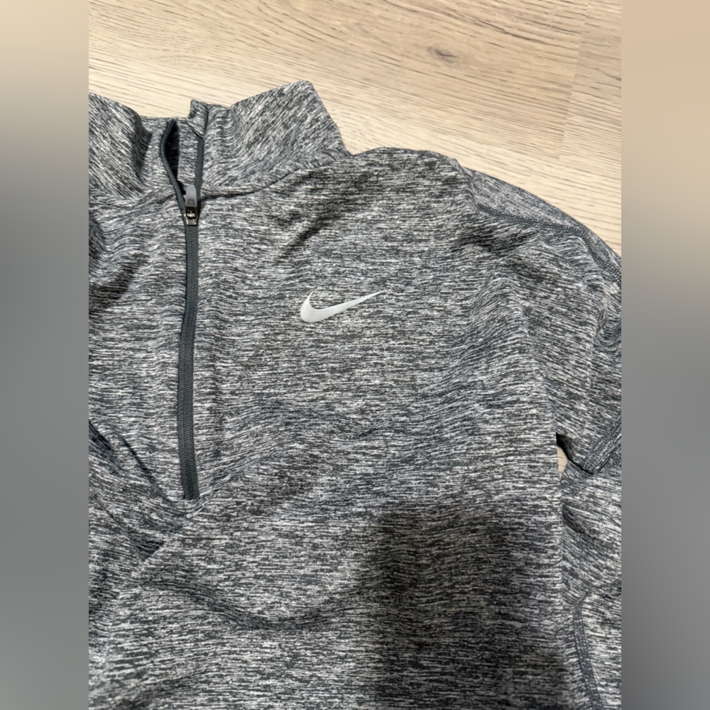 Nike Running DRI-FIT Women’s Athletic Long Sleeve Heathered Gray Shirt Size S - Picture 5 of 7